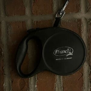 Flexi Black Pet Leash